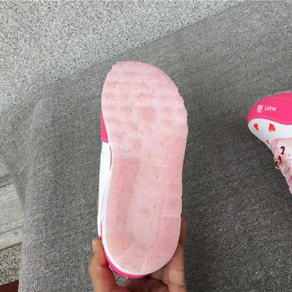 HAILEY LEYVA’S NIKE AIR MAX 1 ’86 OG “DOERNBECHER” - Picture 3 of 16